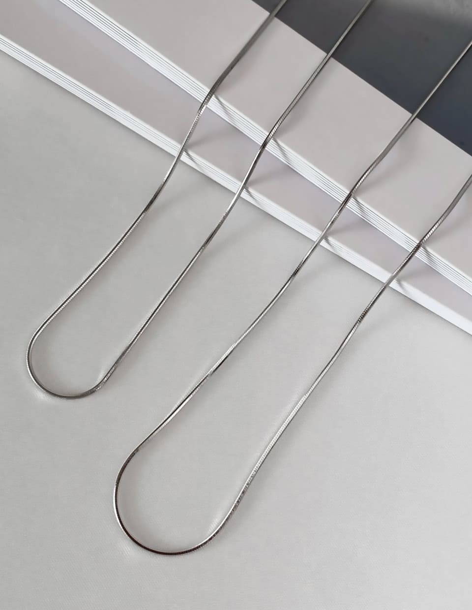 スネークチェーンネックレス 40-50cm シルバー925 – 金属