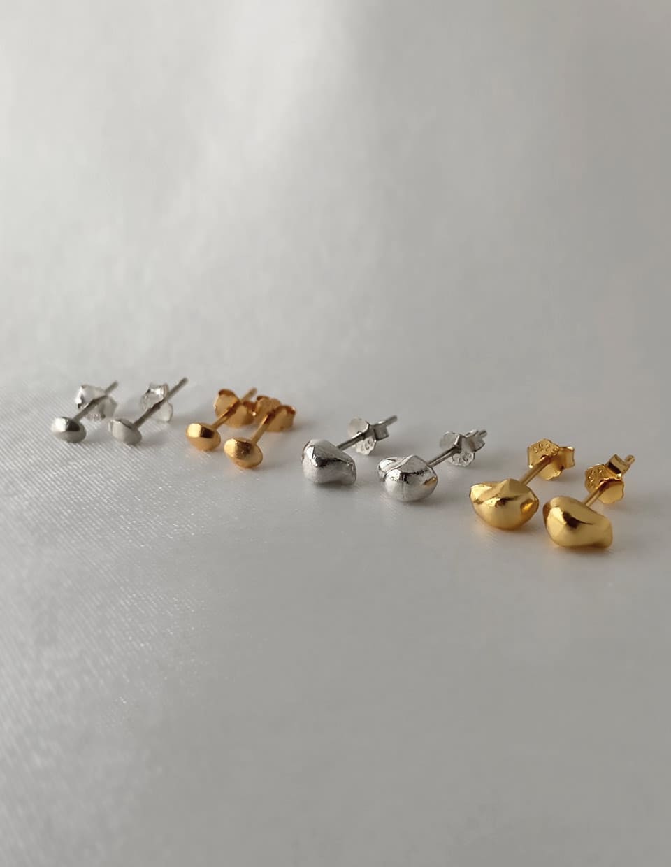 ストーンminiピアス シルバー925