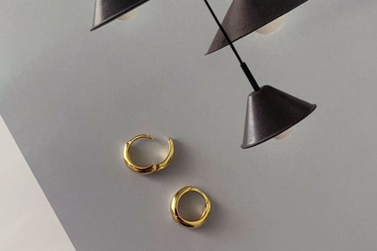 キャッチレスフープピアス、ゆるい？外れる？よくあるお悩みと解決法