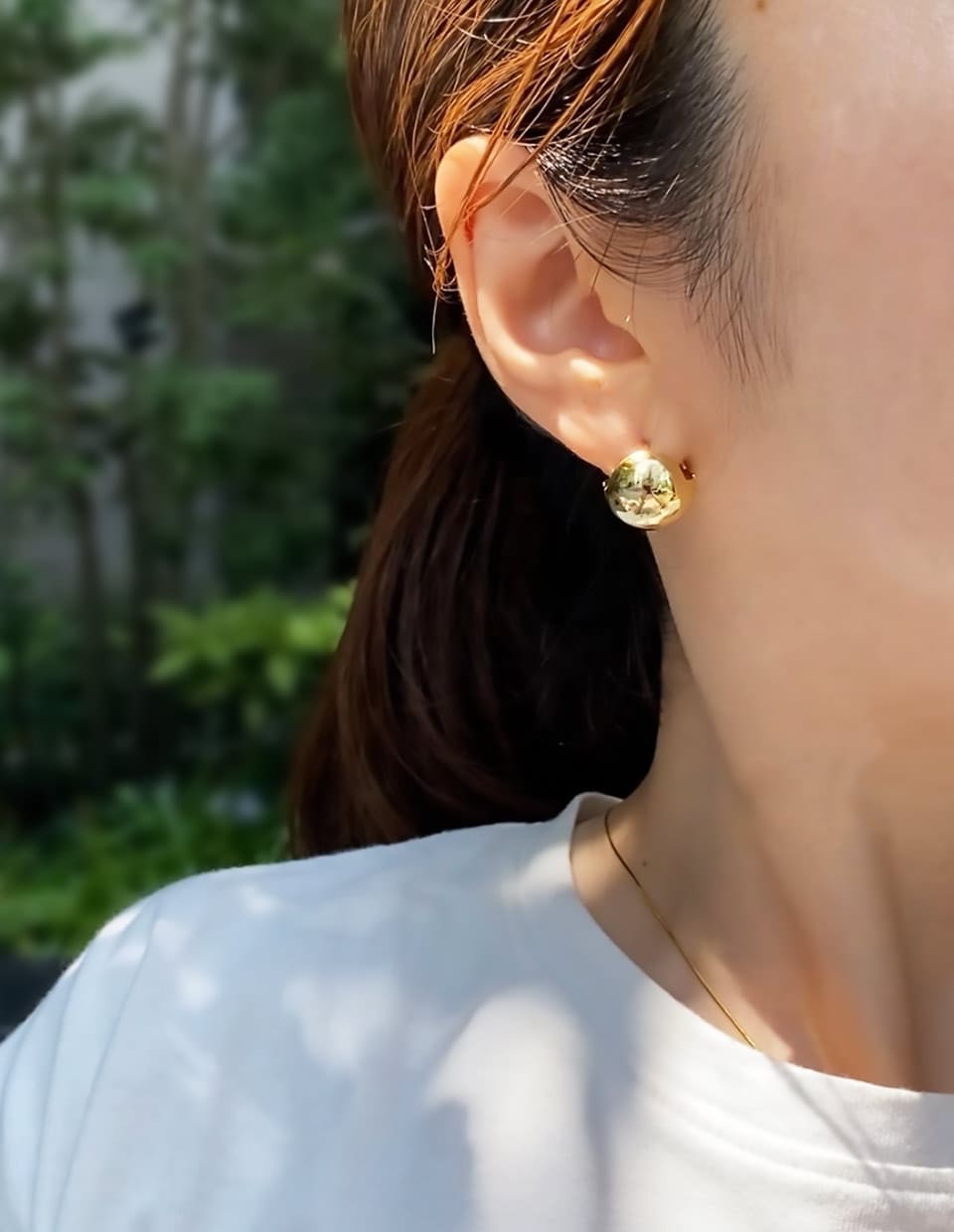 夏のTシャツにも映える、まんまるピアス✨