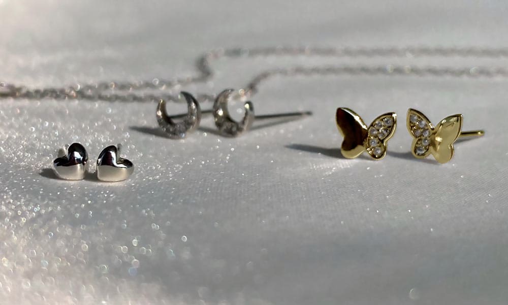 小さなお守り。モチーフアイテム