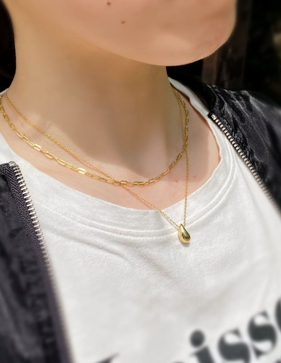 ユニークロゴモチーフ ネックレス シルバー/ゴールド ドロップモチーフネックレス シルバー925 – 金属アレルギー対応の