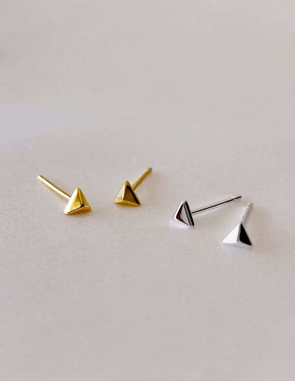 三角形miniピアス シルバー925