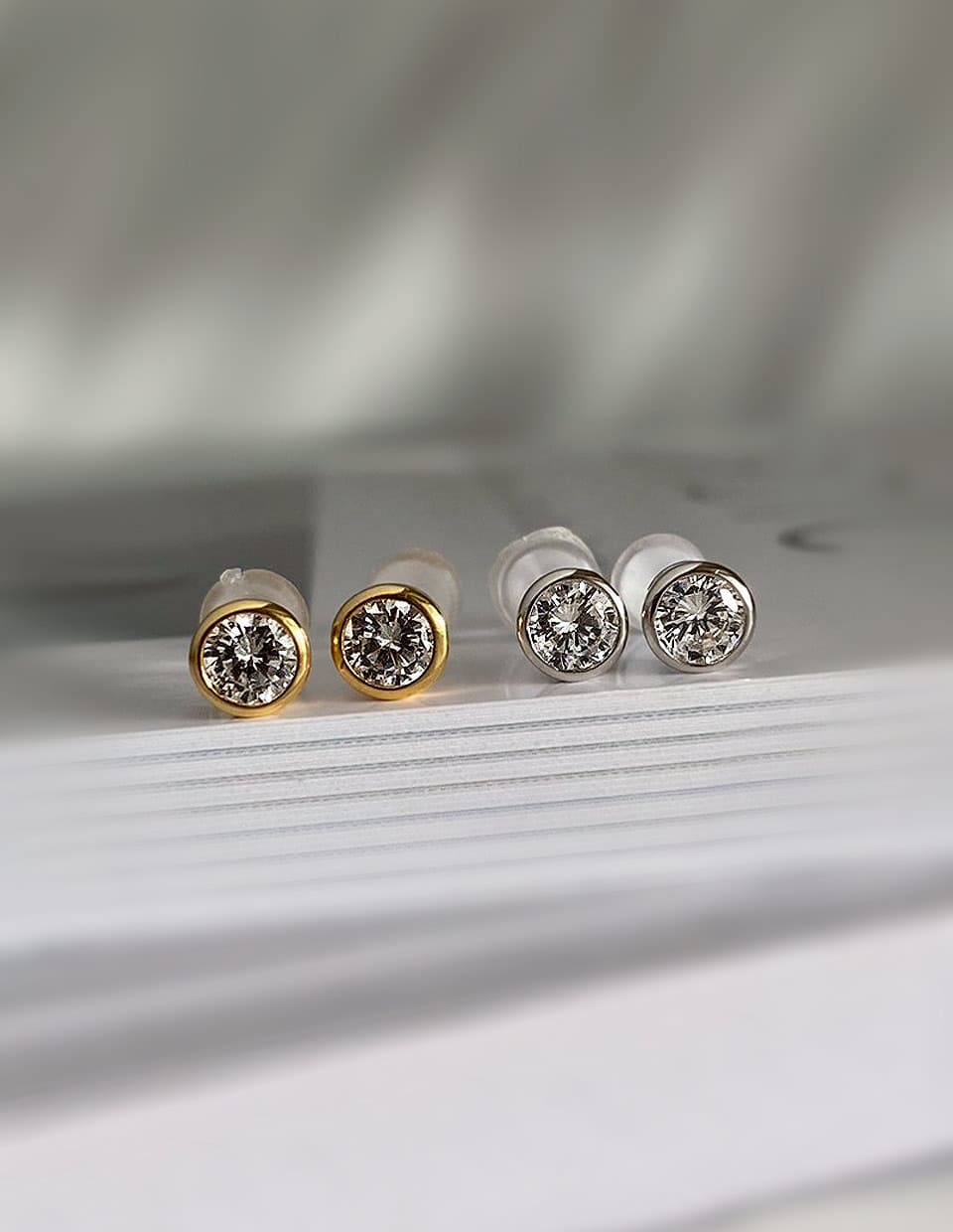 CZ 覆輪留め5mmピアス SV925