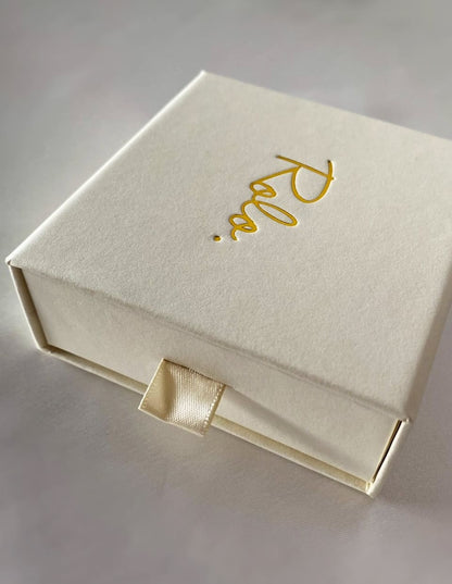 【Roloアクセサリー】ギフトラッピング ivory